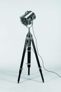 Lampa podłogowa