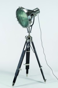 Lampa podłogowa
